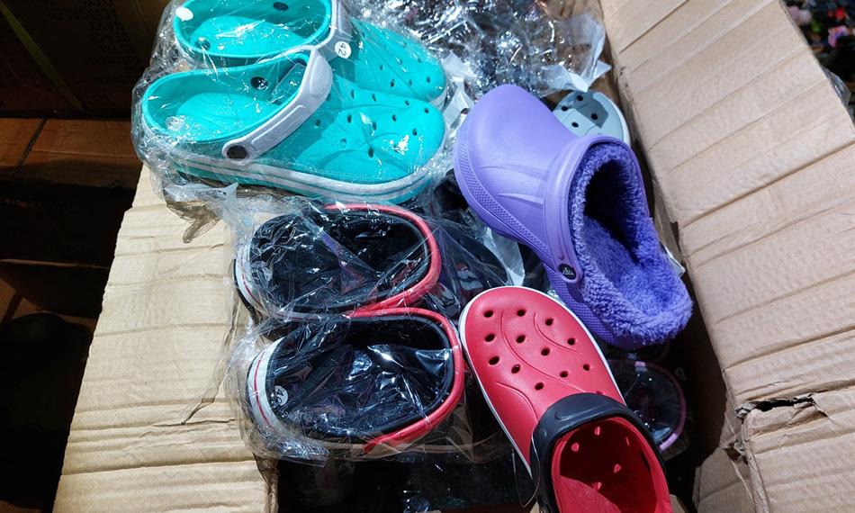 zajištěná obuv krabice